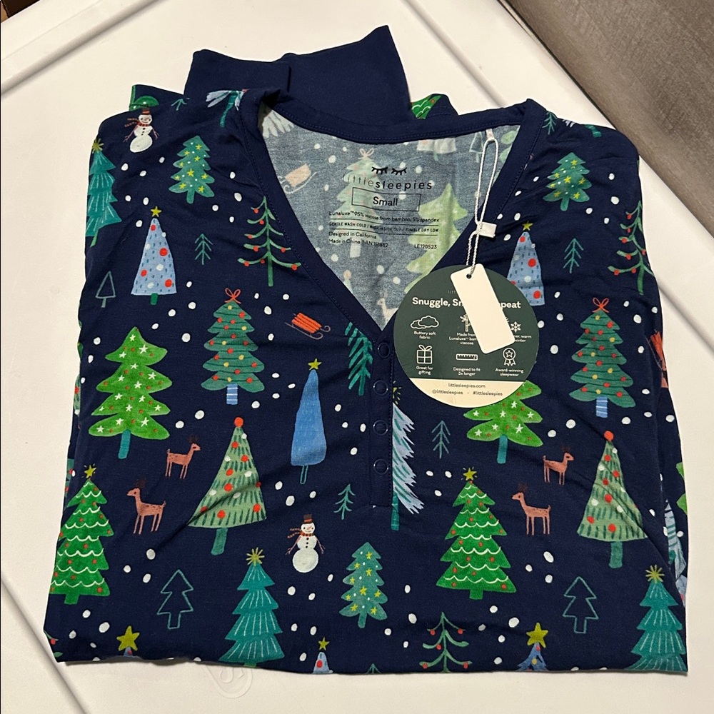 NWT Little Sleepies Merry Bright Blue Womens Pajama Top size small